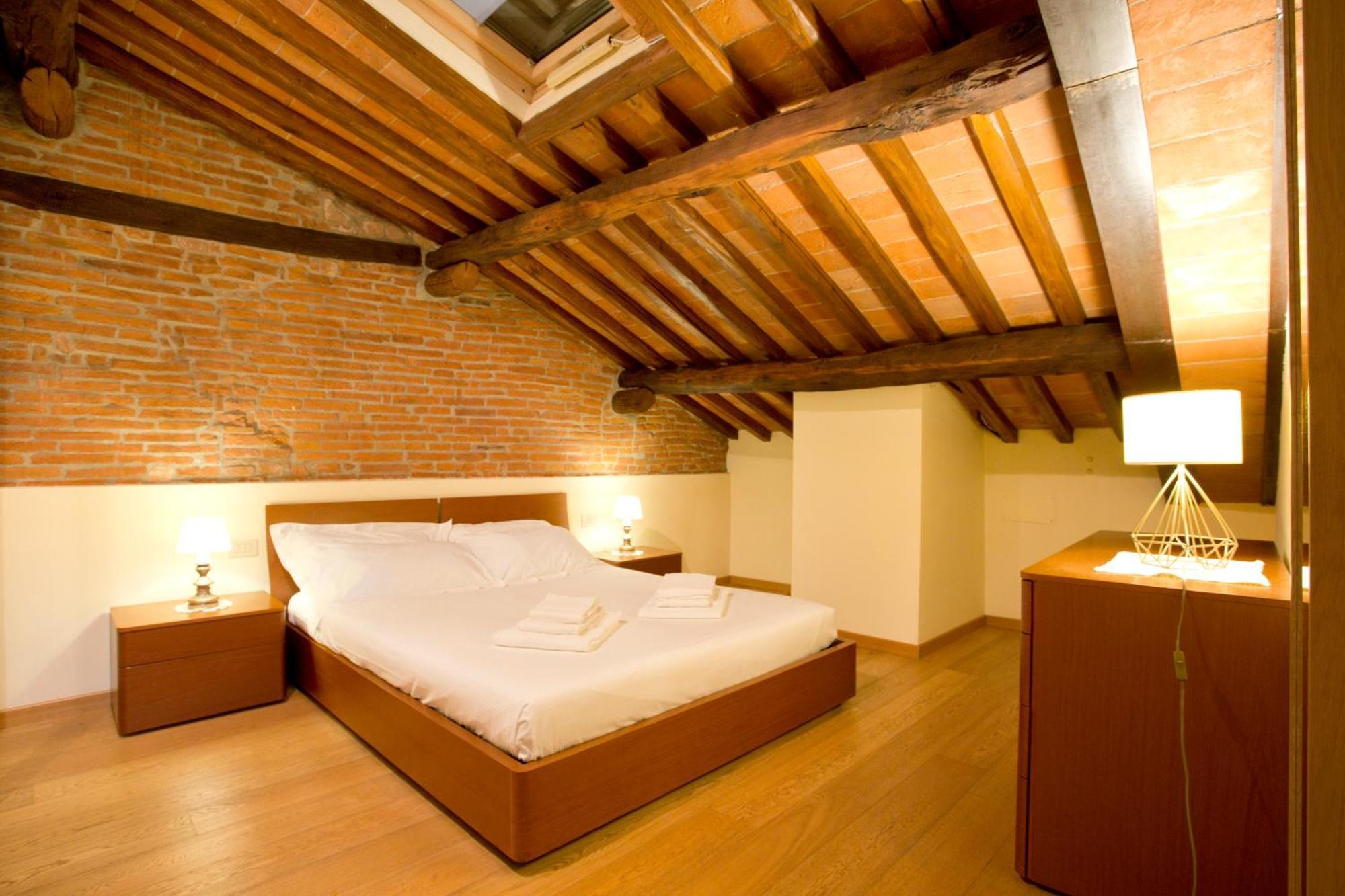 Casa San Girolamo Historic Flat With Cosy Terrace In Lucca'S City Centre Exteriör bild